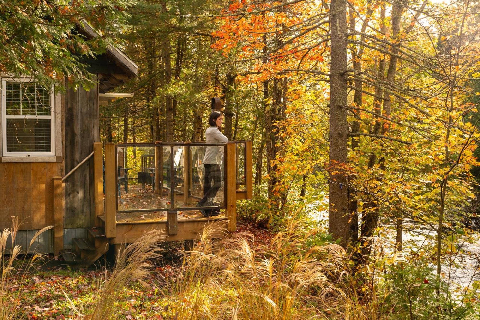 Le Baluchon Eco-Villegiature Saint-Paulin Екстериор снимка