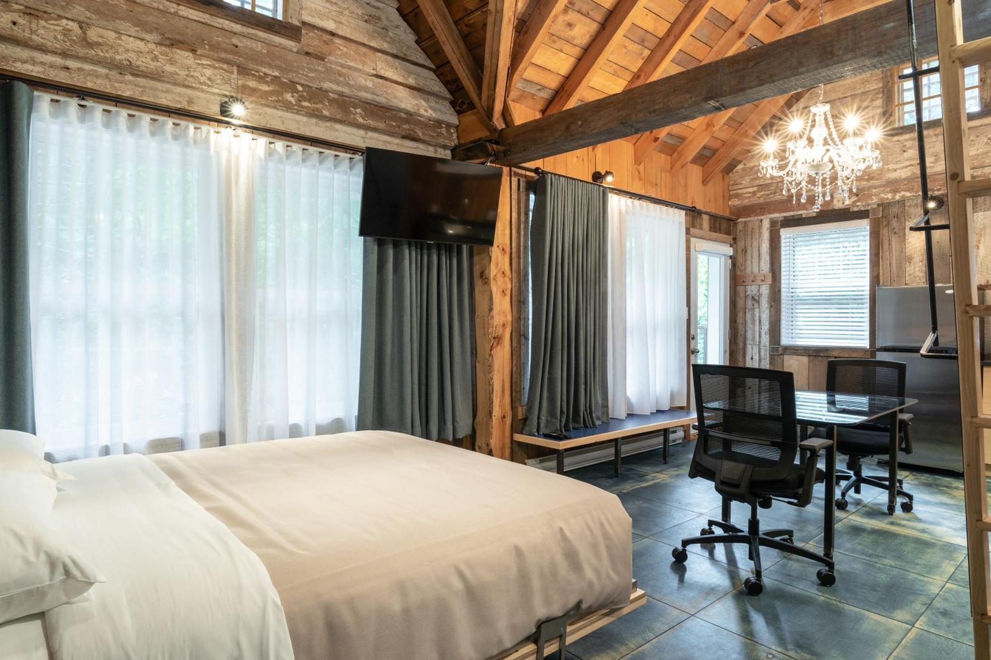 Le Baluchon Eco-Villegiature Saint-Paulin Екстериор снимка