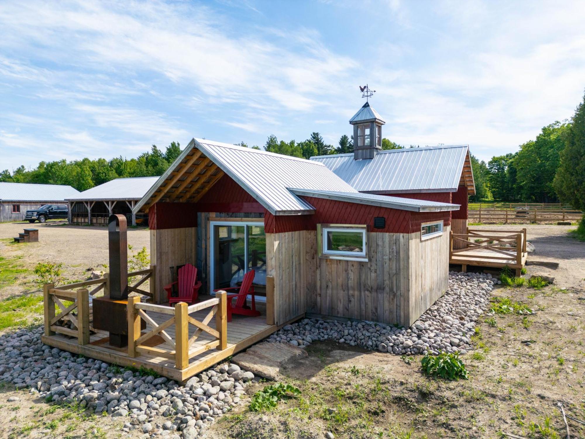 Le Baluchon Eco-Villegiature Saint-Paulin Екстериор снимка