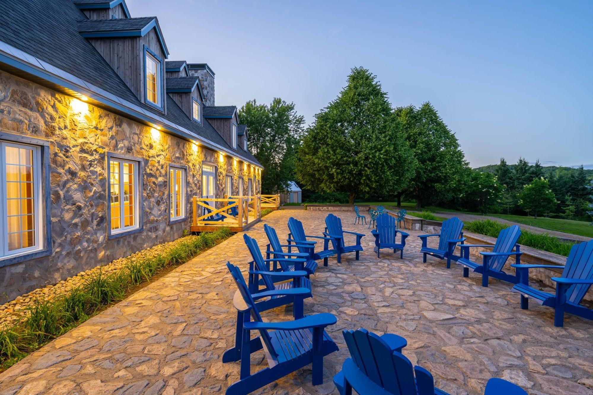 Le Baluchon Eco-Villegiature Saint-Paulin Екстериор снимка