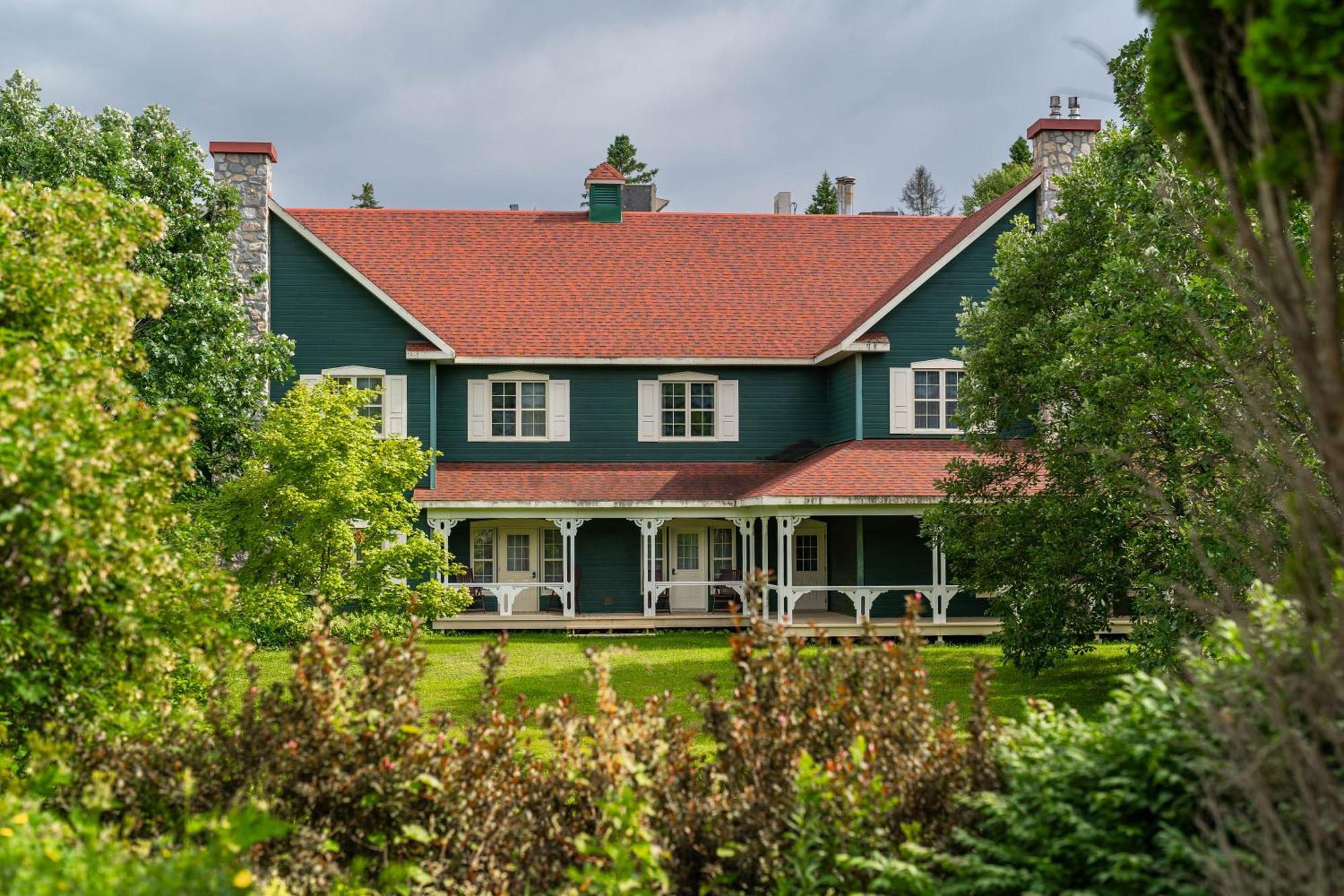 Le Baluchon Eco-Villegiature Saint-Paulin Екстериор снимка