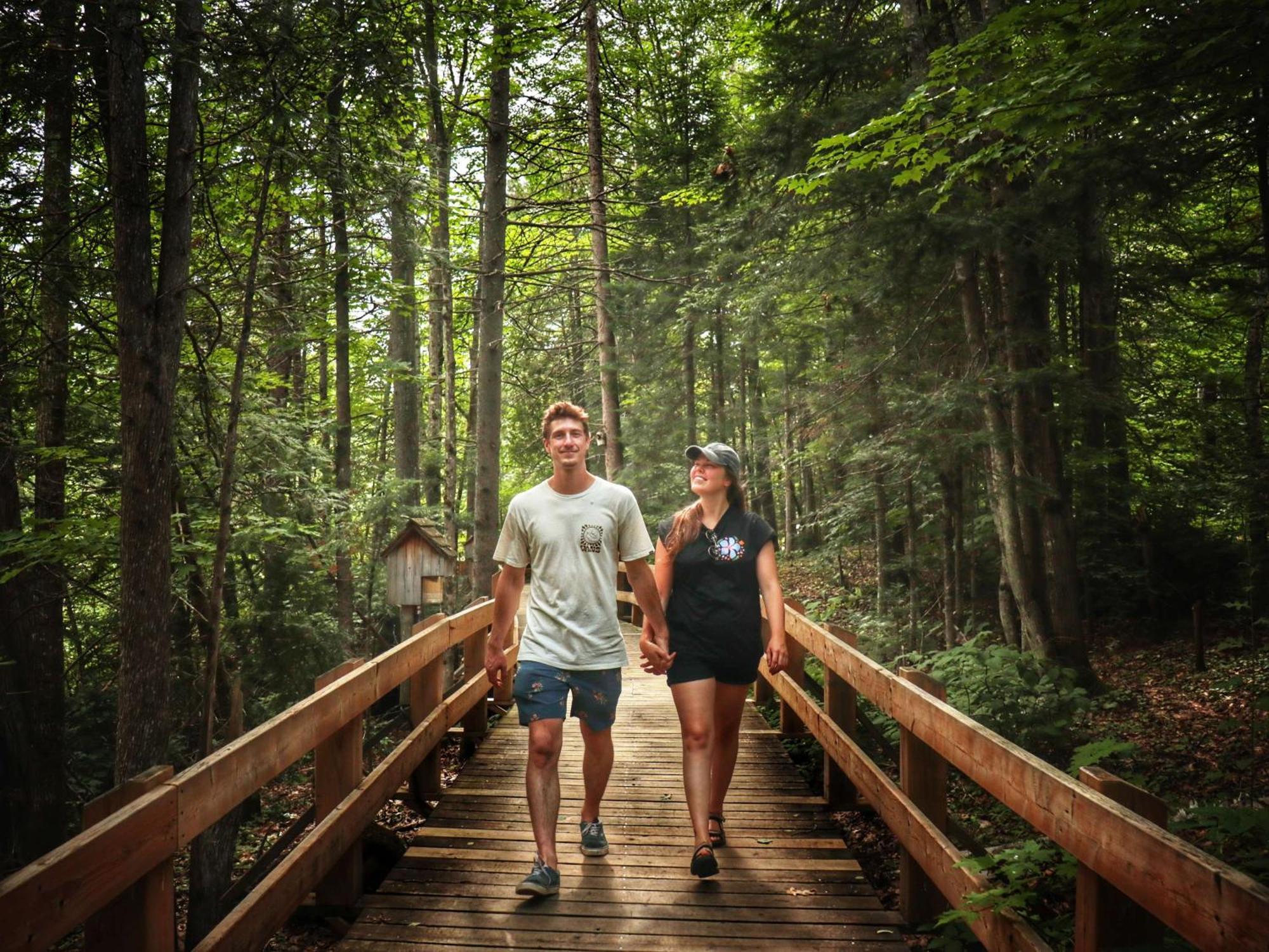 Le Baluchon Eco-Villegiature Saint-Paulin Екстериор снимка