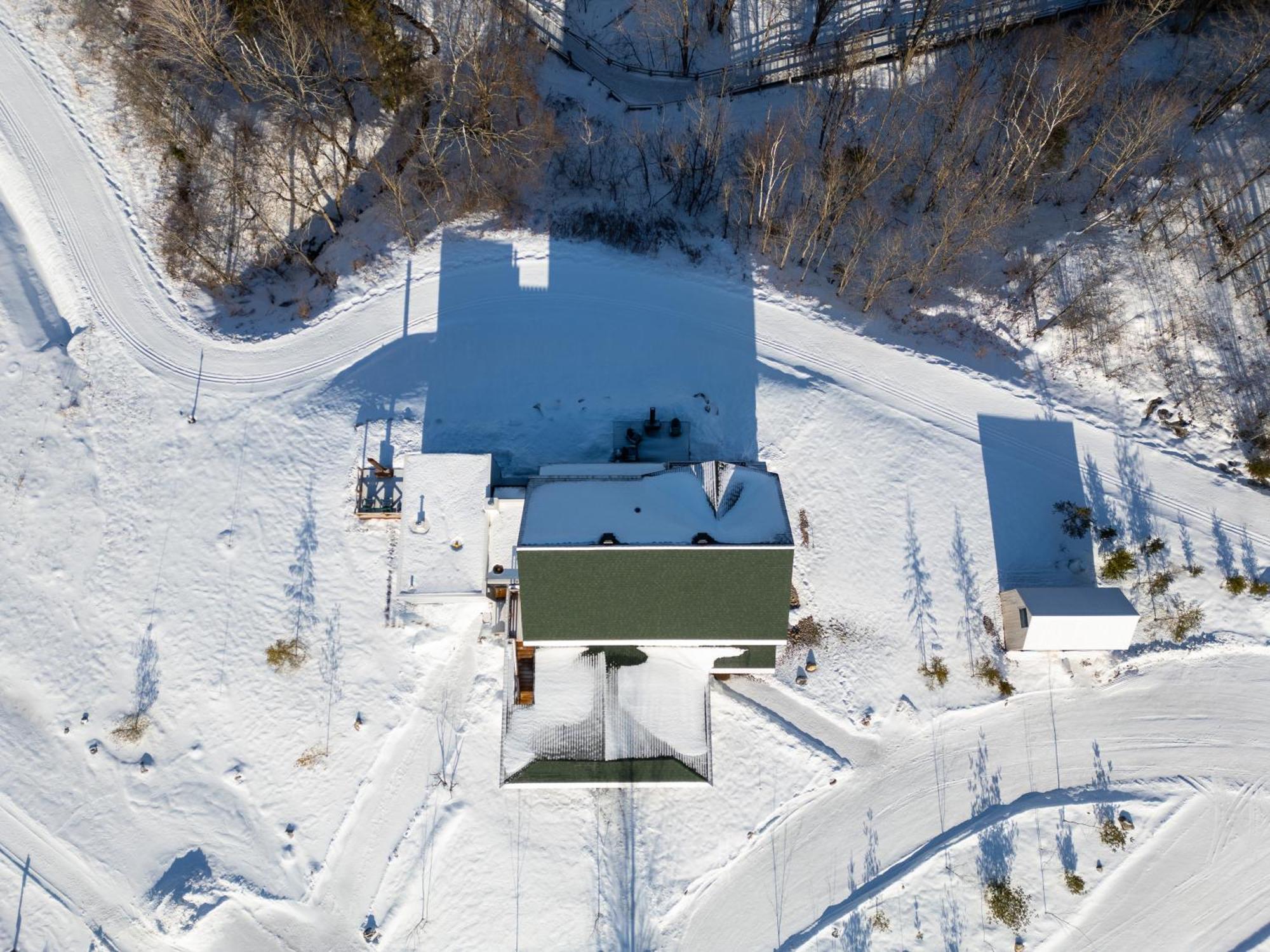 Le Baluchon Eco-Villegiature Saint-Paulin Екстериор снимка